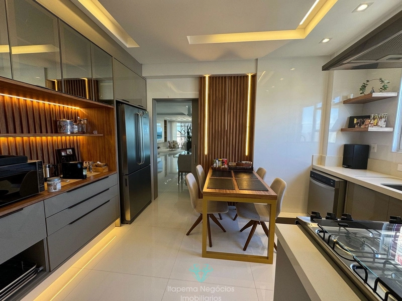 APARTAMENTO EM MEIA PRAIA ITAPEMA - 4 SUÍTES, 5 VAGAS - MOBILIADO.: 13ª foto da galeria de imagens do imóvel