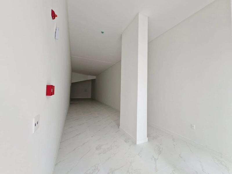 Sala comercial para locação anual – 100m²: 2ª foto da galeria de imagens do imóvel