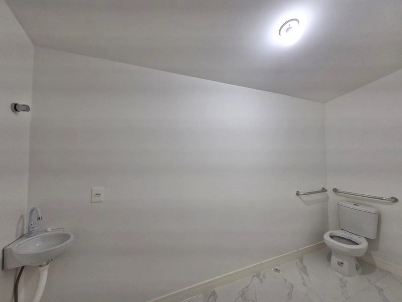 Sala comercial para locação anual – 100m²: 3ª foto da galeria de imagens do imóvel