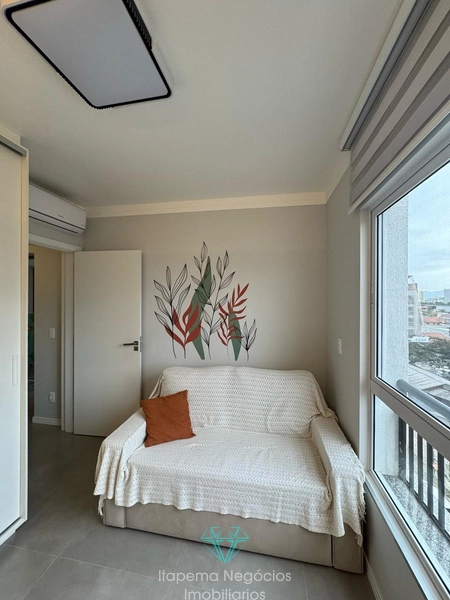 Apartamento mobiliado e equipado, 1 suíte+1 demi-suíte, a 450m do Mar.: 16ª foto da galeria de imagens do imóvel