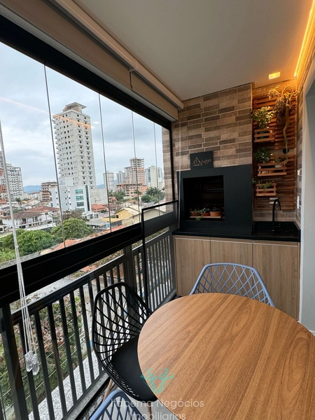 Apartamento mobiliado e equipado, 1 suíte+1 demi-suíte, a 450m do Mar.: 8ª foto da galeria de imagens do imóvel
