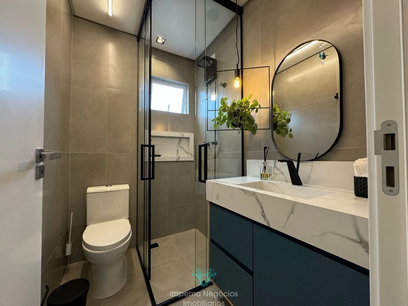 Apartamento mobiliado e equipado, 1 suíte+1 demi-suíte, a 450m do Mar.: 10ª foto da galeria de imagens do imóvel