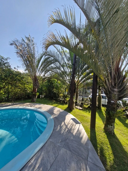 Casa de alto padrão, em Itapema/ SC.: 7ª foto da galeria de imagens do imóvel