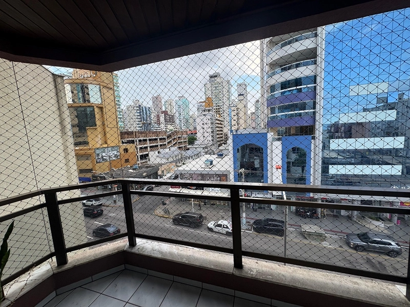 Apartamento à venda – Frente Avenida: 2ª foto da galeria de imagens do imóvel