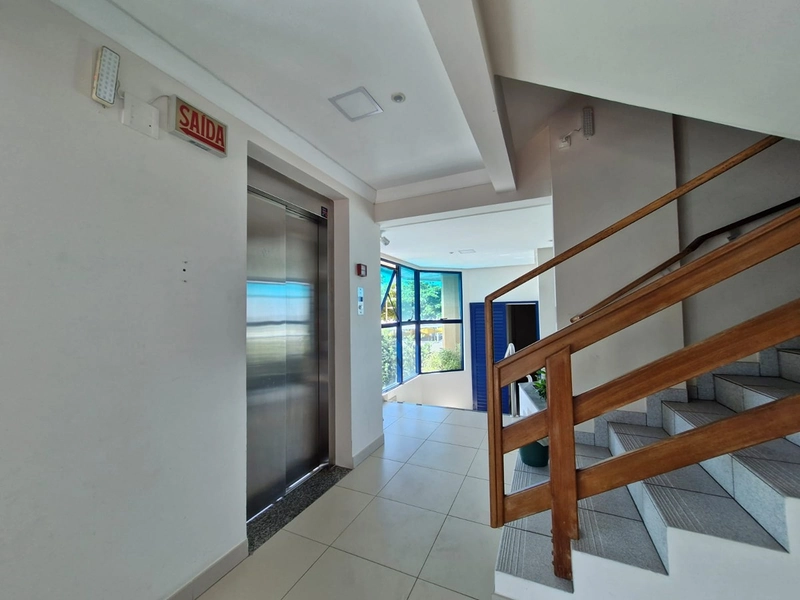 Conforto e exclusividade de frente para o mar em Meia Praia: 27ª foto da galeria de imagens do imóvel