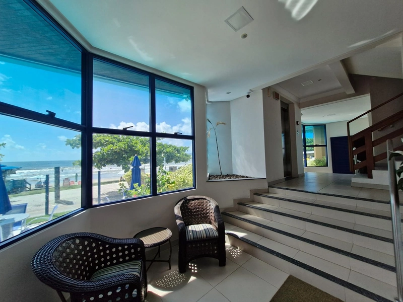 Conforto e exclusividade de frente para o mar em Meia Praia: 26ª foto da galeria de imagens do imóvel