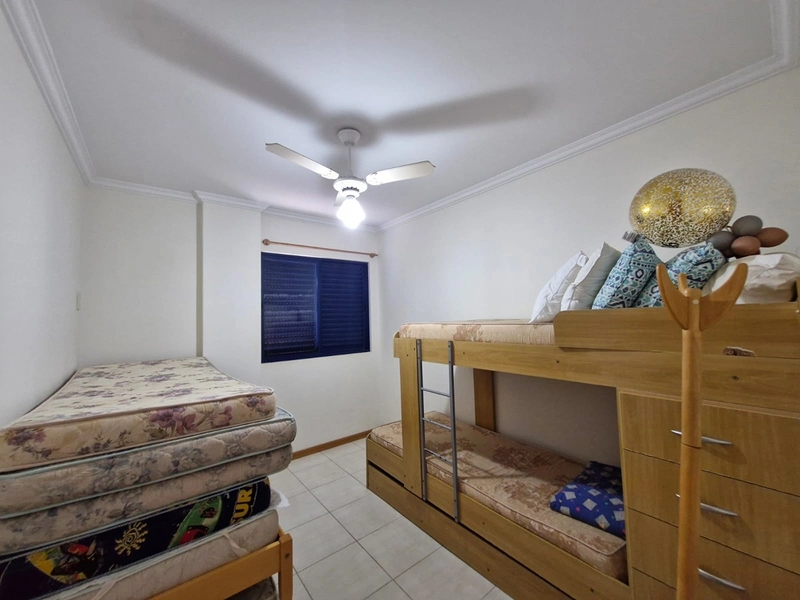 Conforto e exclusividade de frente para o mar em Meia Praia: 15ª foto da galeria de imagens do imóvel