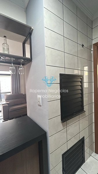 3 Dormitórios Sendo 1 Suíte    Meia Praia - Itapema / SC: 14ª foto da galeria de imagens do imóvel