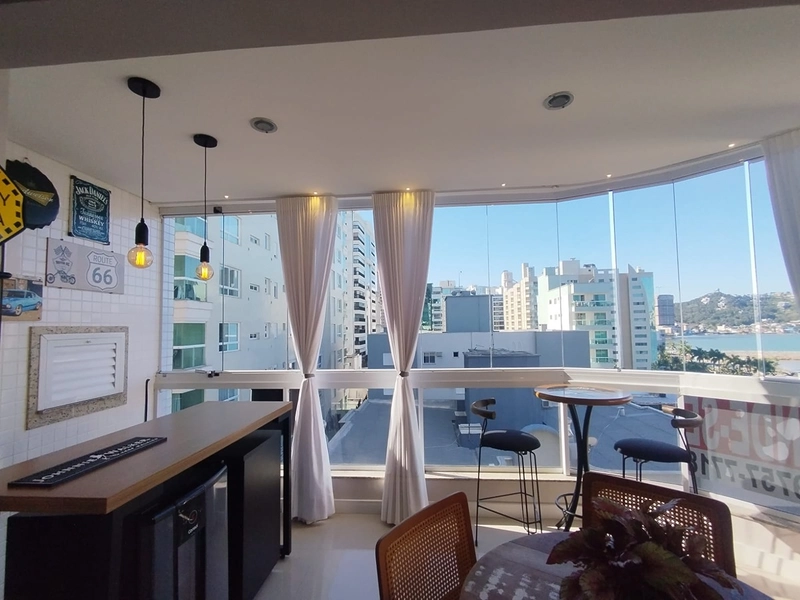 Apartamento mobiliado com vista para o mar localizado no Centro de Itapema: 4ª foto da galeria de imagens do imóvel