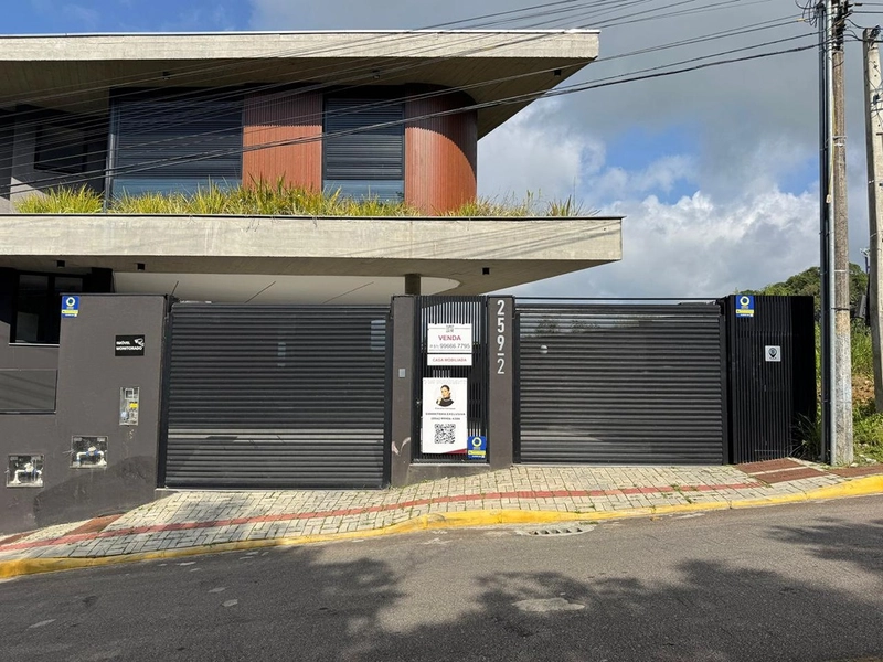 Mansão à Venda – Canto da Praia | Itapema: 2ª foto da galeria de imagens do imóvel