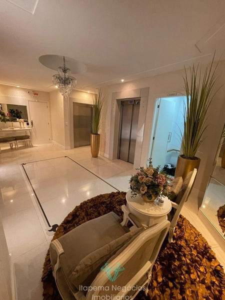 Apartamento à venda, quadra mar, 4 suítes - Meia Praia, Itapema/SC: 1ª foto da galeria de imagens do imóvel