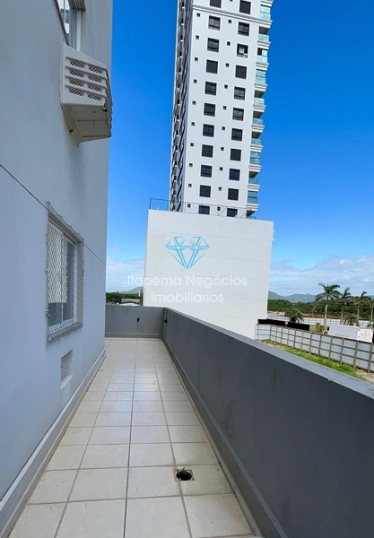 LOCAÇÃO – APARTAMENTO DIFERENCIADO QUADRA MAR: 9ª foto da galeria de imagens do imóvel