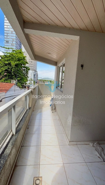 LOCAÇÃO – APARTAMENTO DIFERENCIADO QUADRA MAR: 7ª foto da galeria de imagens do imóvel