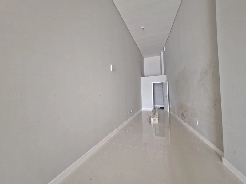 Sala Comercial para Locação no Centro de Itapema: 5ª foto da galeria de imagens do imóvel