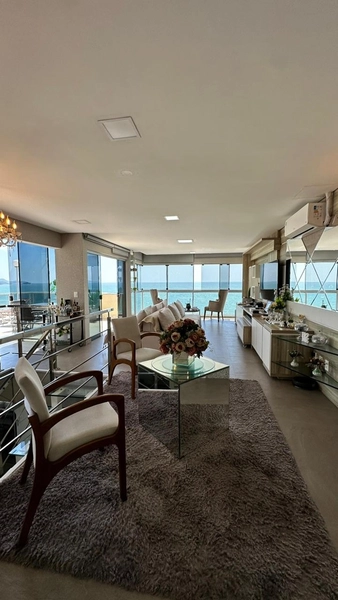 EXCLUSIVIDADE E SOFISTICAÇÃO EM CADA DETALHE: 1ª foto da galeria de imagens do imóvel