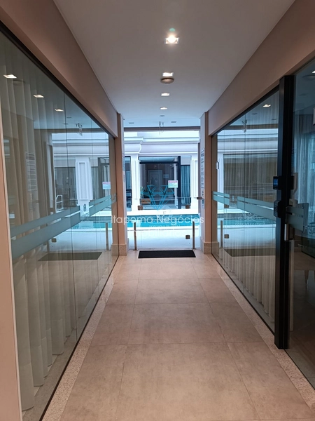 Apartamento com 4 Suítes á venda - Meia Praia: 1ª foto da galeria de imagens do imóvel