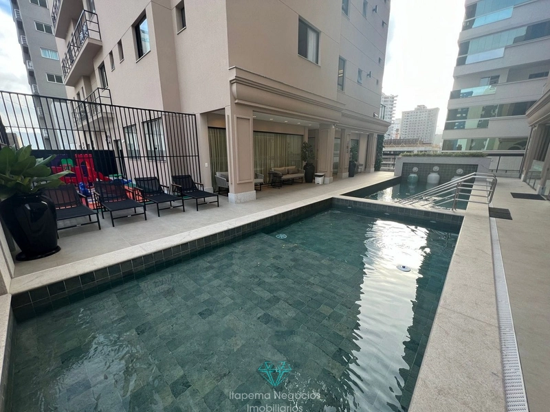 Apartamento 4 Suítes - Meia Praia: 5ª foto da galeria de imagens do imóvel