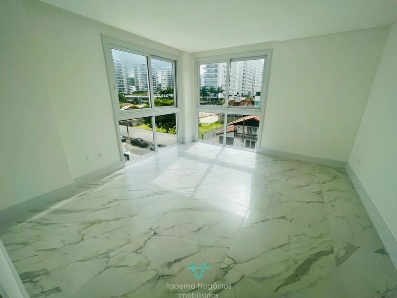 Itajaí - Praia Brava Frente Mar - 3 dormitórios (2 suítes): 6ª foto da galeria de imagens do imóvel
