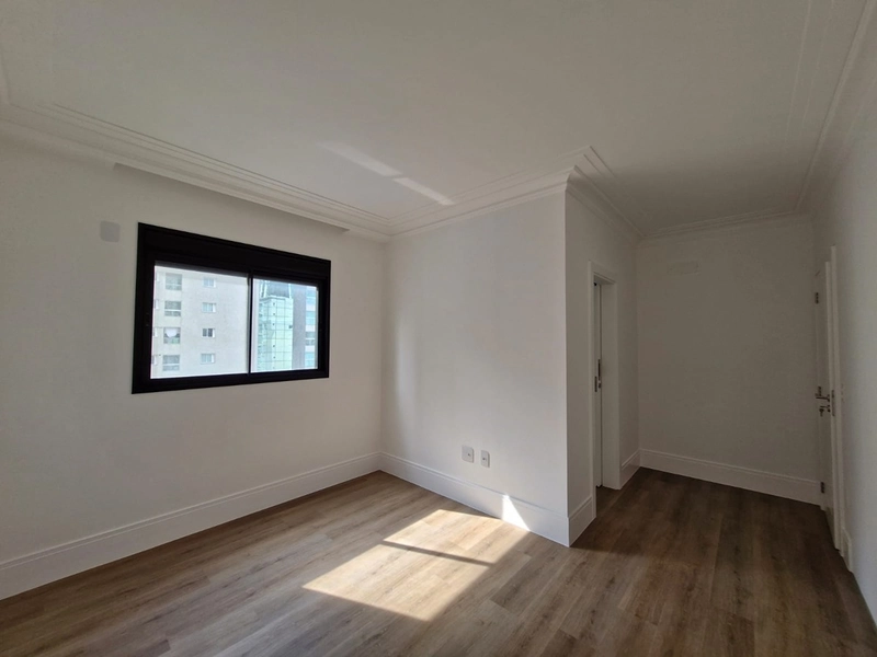 APARTAMENTO À VENDA – ALTO PADRÃO FRENTE AVENIDA: 16ª foto da galeria de imagens do imóvel