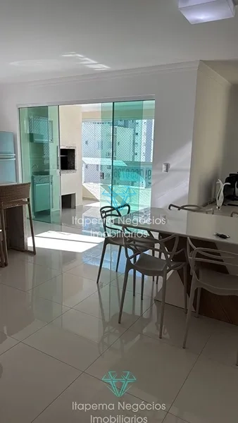 Apartamento 3 suítes, 2 vagas - Meia Praia: 5ª foto da galeria de imagens do imóvel