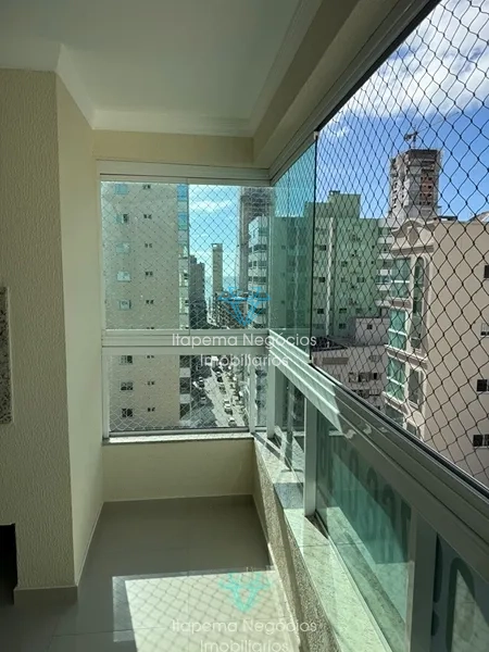 Apartamento 3 suítes, 2 vagas - Meia Praia: 4ª foto da galeria de imagens do imóvel