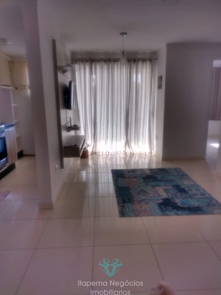 Apartamento mobiliado, 2 dormitórios, 1 vaga, sacada com churrasqueira: 2ª foto da galeria de imagens do imóvel