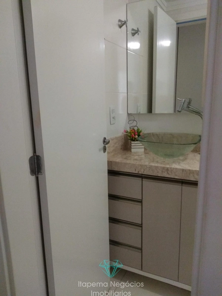 Apartamento mobiliado, 2 dormitórios, 1 vaga, sacada com churrasqueira: 11ª foto da galeria de imagens do imóvel