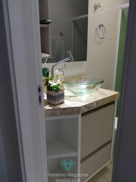 Apartamento mobiliado, 2 dormitórios, 1 vaga, sacada com churrasqueira: 7ª foto da galeria de imagens do imóvel