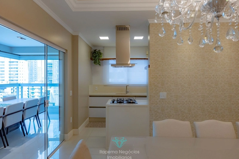 Apartamento 4 suítes 3 vagas - Avenida Nereu: 14ª foto da galeria de imagens do imóvel