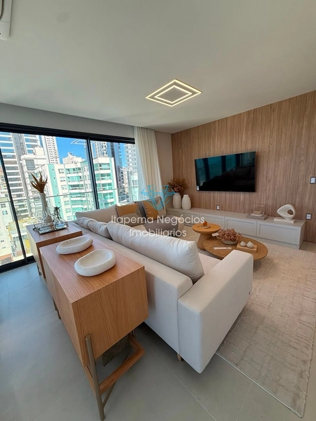 Apartamento à Venda – Meia Praia | Quadra Mar: 11ª foto da galeria de imagens do imóvel