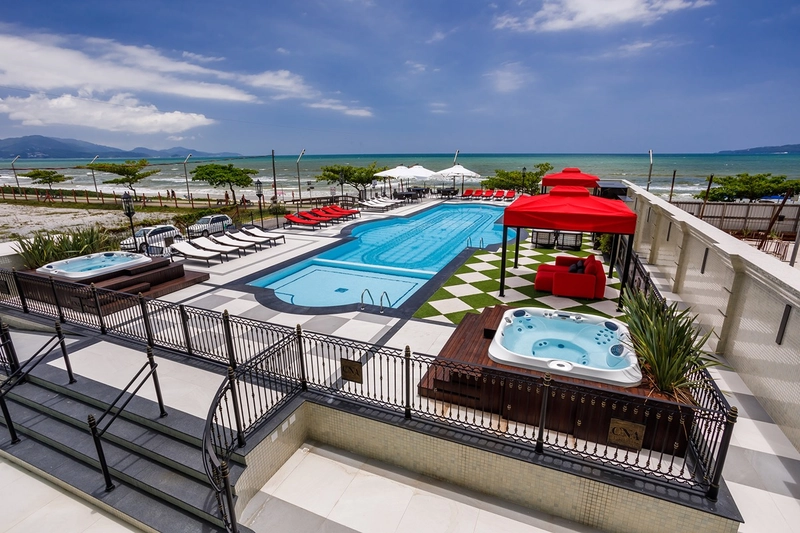 Pronto para morar - Viva o Luxo à Beira-Mar: 1ª foto da galeria de imagens do imóvel