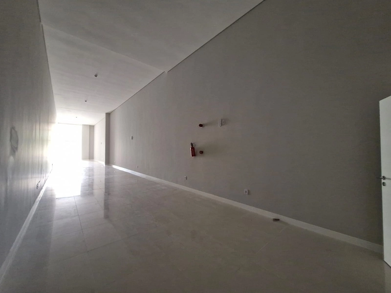 Sala Comercial para Locação no Centro de Itapema: 4ª foto da galeria de imagens do imóvel