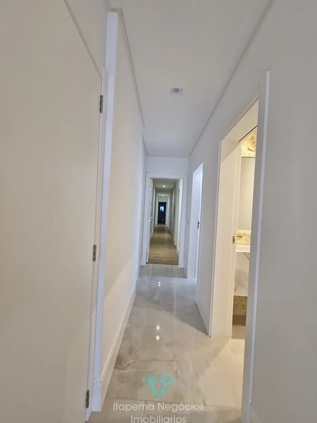 4 suítes 3 vagas - Mobiliado e decorado com vista mar.: 25ª foto da galeria de imagens do imóvel