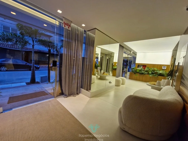 4 suítes 3 vagas - Mobiliado e decorado com vista mar.: 2ª foto da galeria de imagens do imóvel