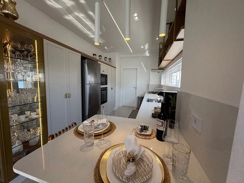 4 suítes 3 vagas - Mobiliado e decorado com vista mar.: 19ª foto da galeria de imagens do imóvel