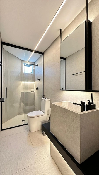 Frente para a avenida. 4 Suítes, 3 Vagas com 331,15m² Privativos: 22ª foto da galeria de imagens do imóvel