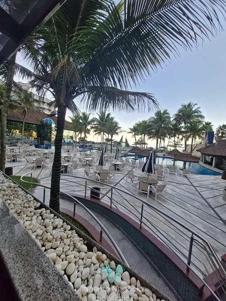 Frente para a avenida. 4 Suítes, 3 Vagas com 331,15m² Privativos: 65ª foto da galeria de imagens do imóvel
