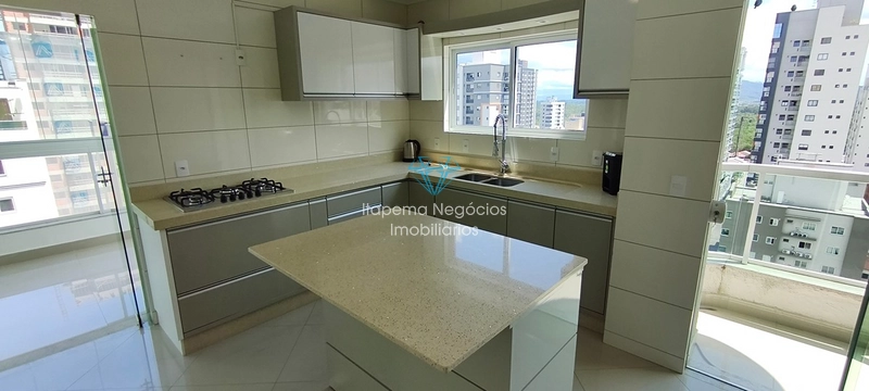 LOCAÇÃO – COBERTURA EM MEIA PRAIA | 3 SUÍTES | 330,58 m²: 24ª foto da galeria de imagens do imóvel