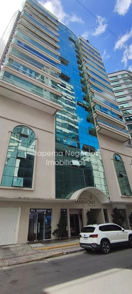 LOCAÇÃO – COBERTURA EM MEIA PRAIA | 3 SUÍTES | 330,58 m²: 2ª foto da galeria de imagens do imóvel