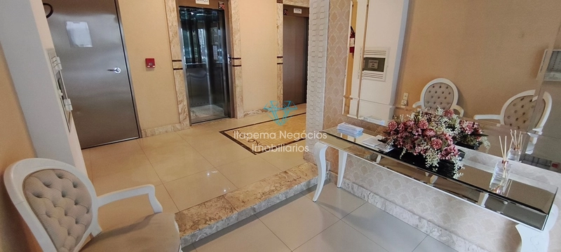 LOCAÇÃO – COBERTURA EM MEIA PRAIA | 3 SUÍTES | 330,58 m²: 3ª foto da galeria de imagens do imóvel