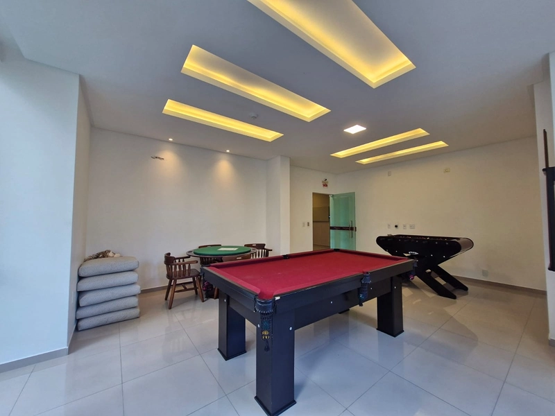 Apartamento com 3 suítes e 2 vagas na Meia Praia: 31ª foto da galeria de imagens do imóvel