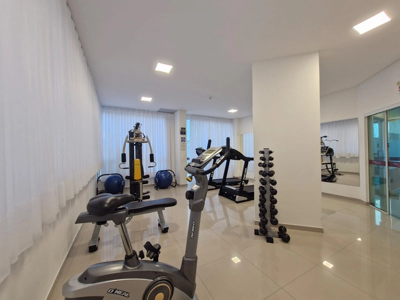 Apartamento com 3 suítes e 2 vagas na Meia Praia: 28ª foto da galeria de imagens do imóvel