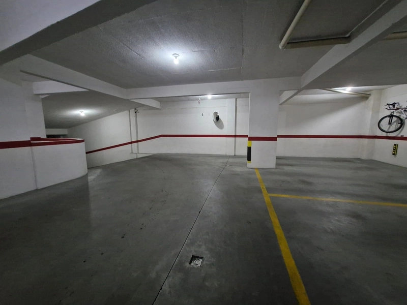 Apartamento com 3 suítes e 2 vagas na Meia Praia: 26ª foto da galeria de imagens do imóvel