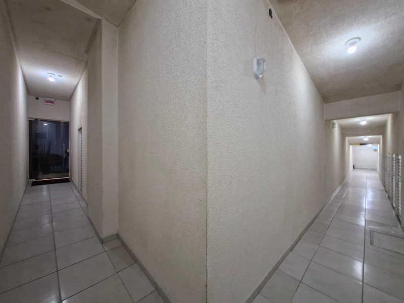 Apartamento com 3 suítes e 2 vagas na Meia Praia: 20ª foto da galeria de imagens do imóvel