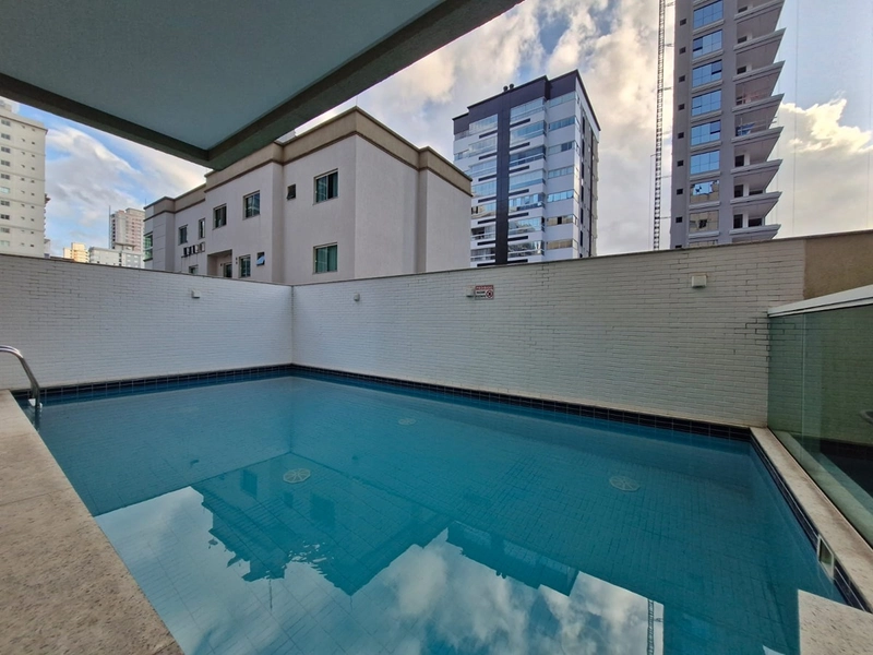 Apartamento com 3 suítes e 2 vagas na Meia Praia: 42ª foto da galeria de imagens do imóvel