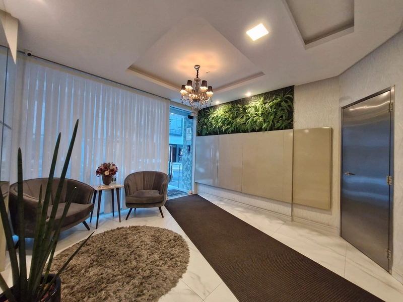 Apartamento com 3 suítes e 2 vagas na Meia Praia: 24ª foto da galeria de imagens do imóvel