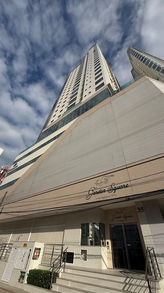 VENDA – APARTAMENTO NA SEGUNDA QUADRA | MEIA PRAIA – ITAPEMA/SC: 2ª foto da galeria de imagens do imóvel