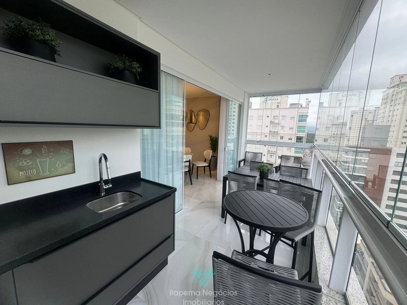 Apartamento 03 suítes, e 03 vagas- Meia Praia: 8ª foto da galeria de imagens do imóvel