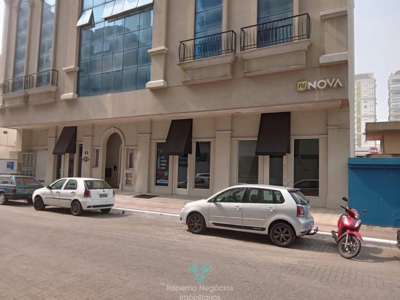 Sala comercial desocupada, 140m² privativos, 157m² totais, vaga privat: 9ª foto da galeria de imagens do imóvel