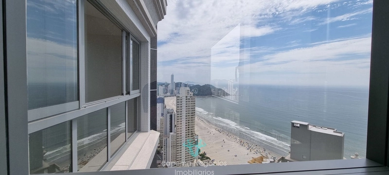 Apartamento 4 Suítes 3 Vagas - Balneário Camboriú: 28ª foto da galeria de imagens do imóvel